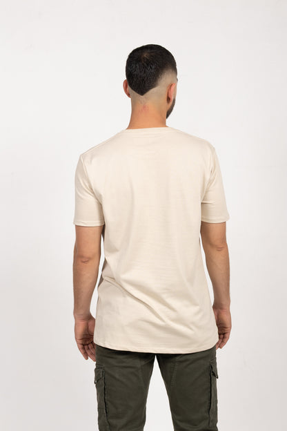 Camiseta de Hombre Slim Fit Manga Corta Cuello Redondo. Crema - 101003