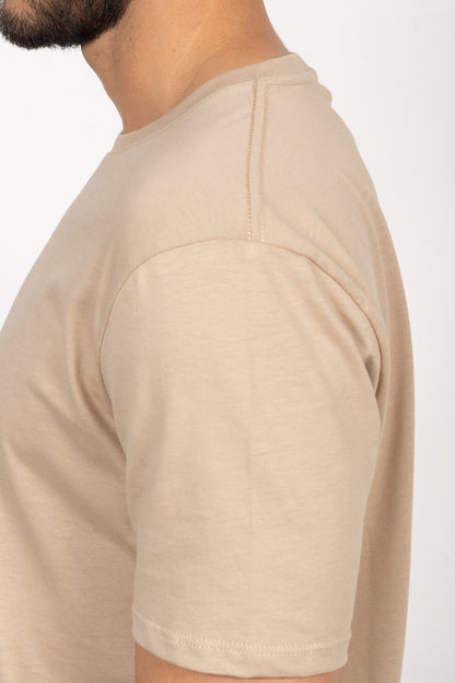 Camiseta de Hombre Slim Fit Manga Corta Cuello Redondo. Arena - 101004
