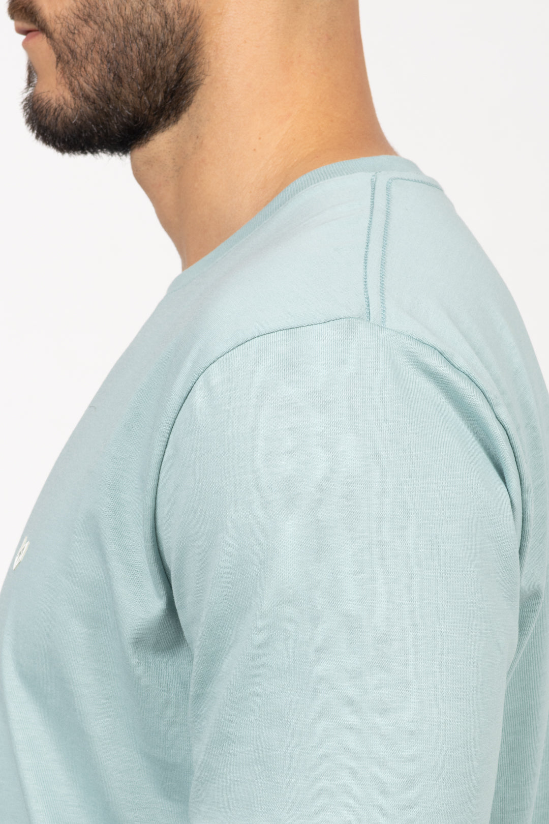 Camiseta de Hombre Slim Fit Manga Corta Cuello Redondo. Verde Agua - 101006