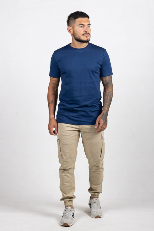 Camiseta de Hombre Slim Fit Manga Corta Cuello Redondo. Azul Electrico - 101012