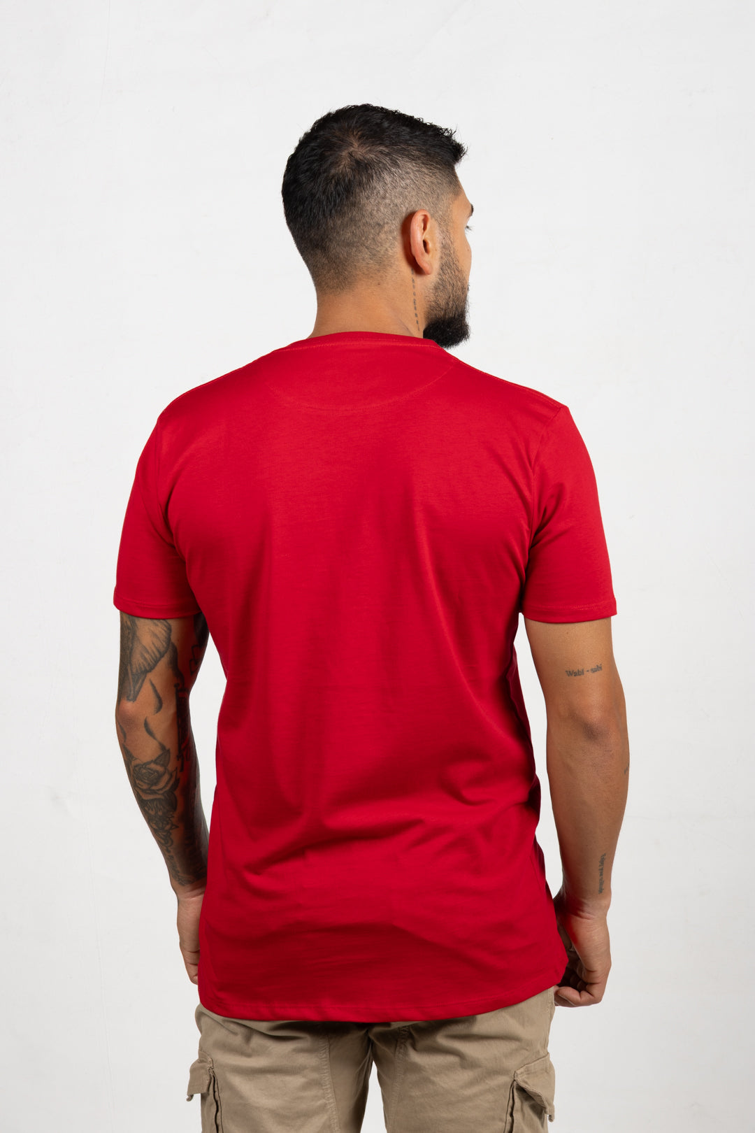 Camiseta de Hombre Slim Fit Manga Corta Cuello Redondo. Rojo - 101014