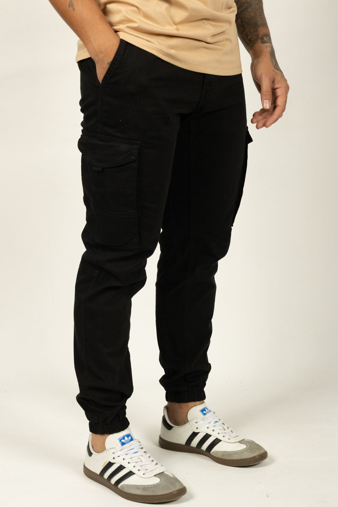 Pantalón Tipo Jogger para Hombre Negro 120101