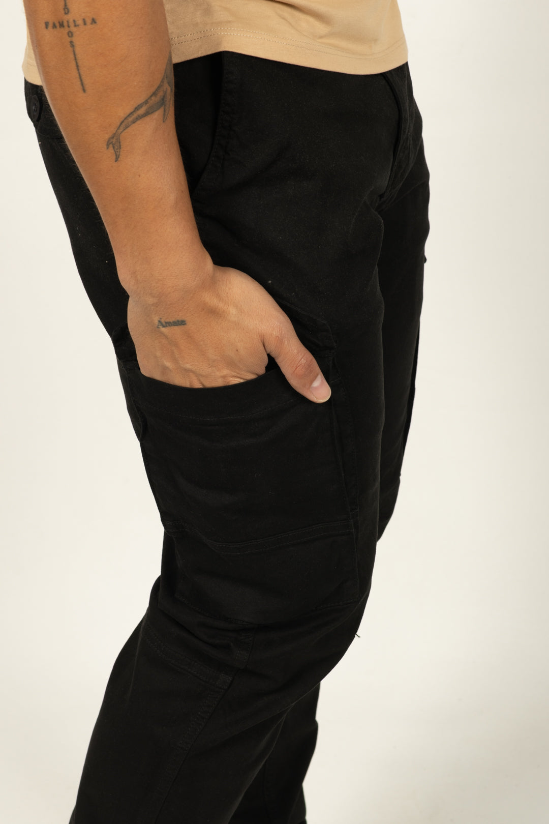 Pantalón Tipo Jogger para Hombre Negro 120101