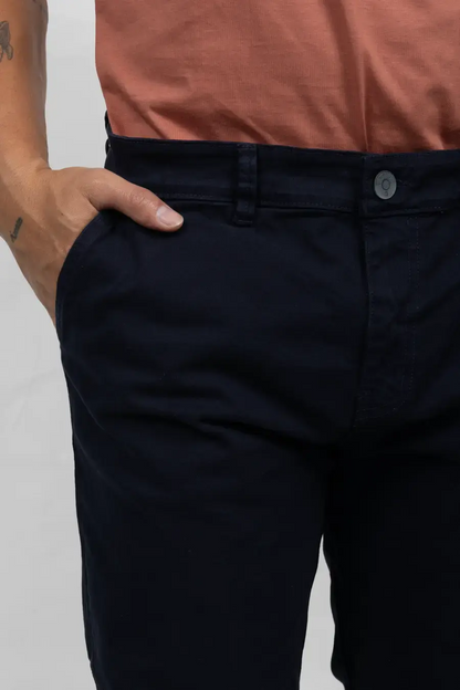 Pantalón Tipo Chino Regular Fit para Hombre Azul Oscuro 150304