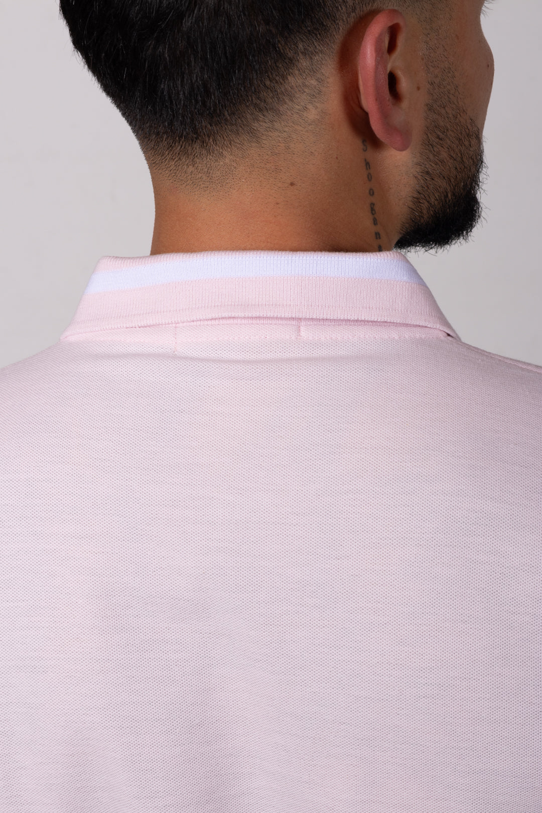 Camiseta Tipo Polo de Hombre. Rosado - 170501