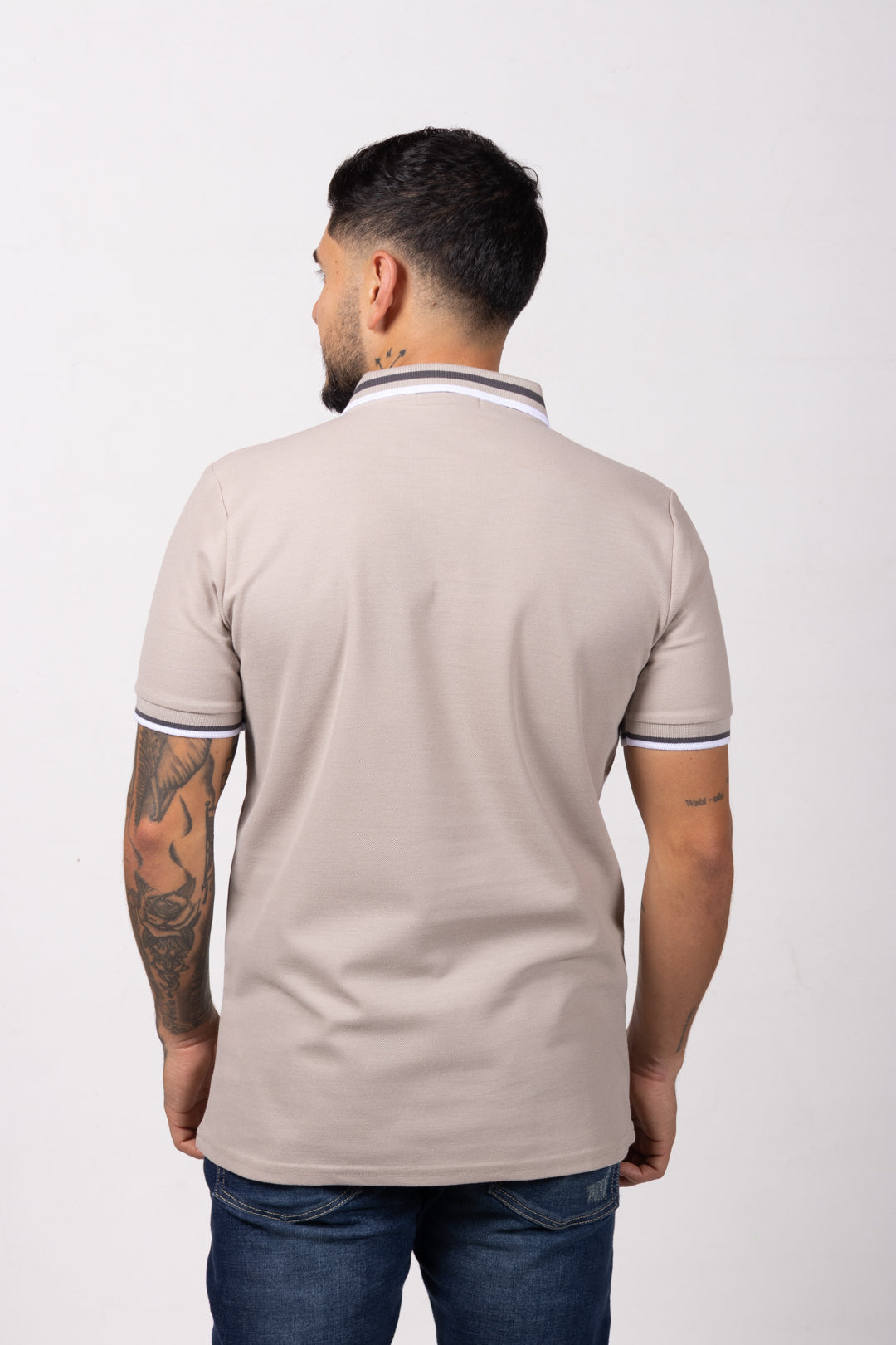 Camiseta Tipo Polo de Hombre. Gris Claro - 170507