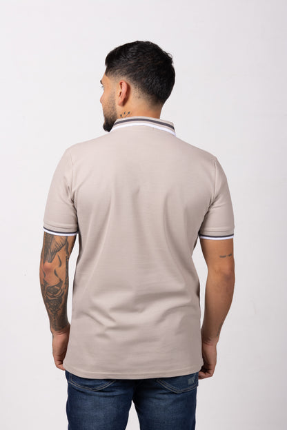 Camiseta Tipo Polo de Hombre. Gris Claro - 170507