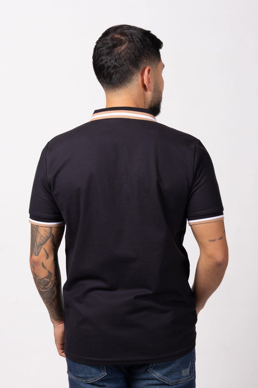 Camiseta Tipo Polo de Hombre. Negro - 170512