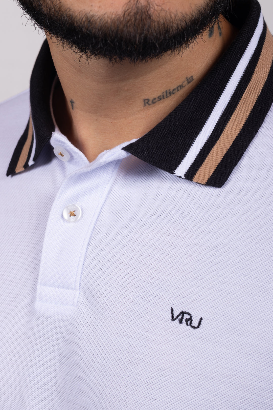 Camiseta Tipo Polo de Hombre. Blanco - 170518