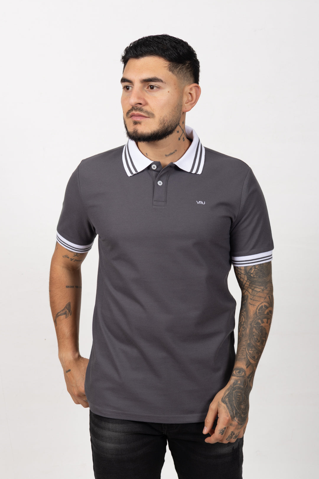 Camiseta Tipo Polo de Hombre Gris Oscuro 170521
