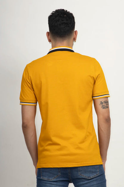 Polo Classic Fit Para Hombre Mostaza 30730