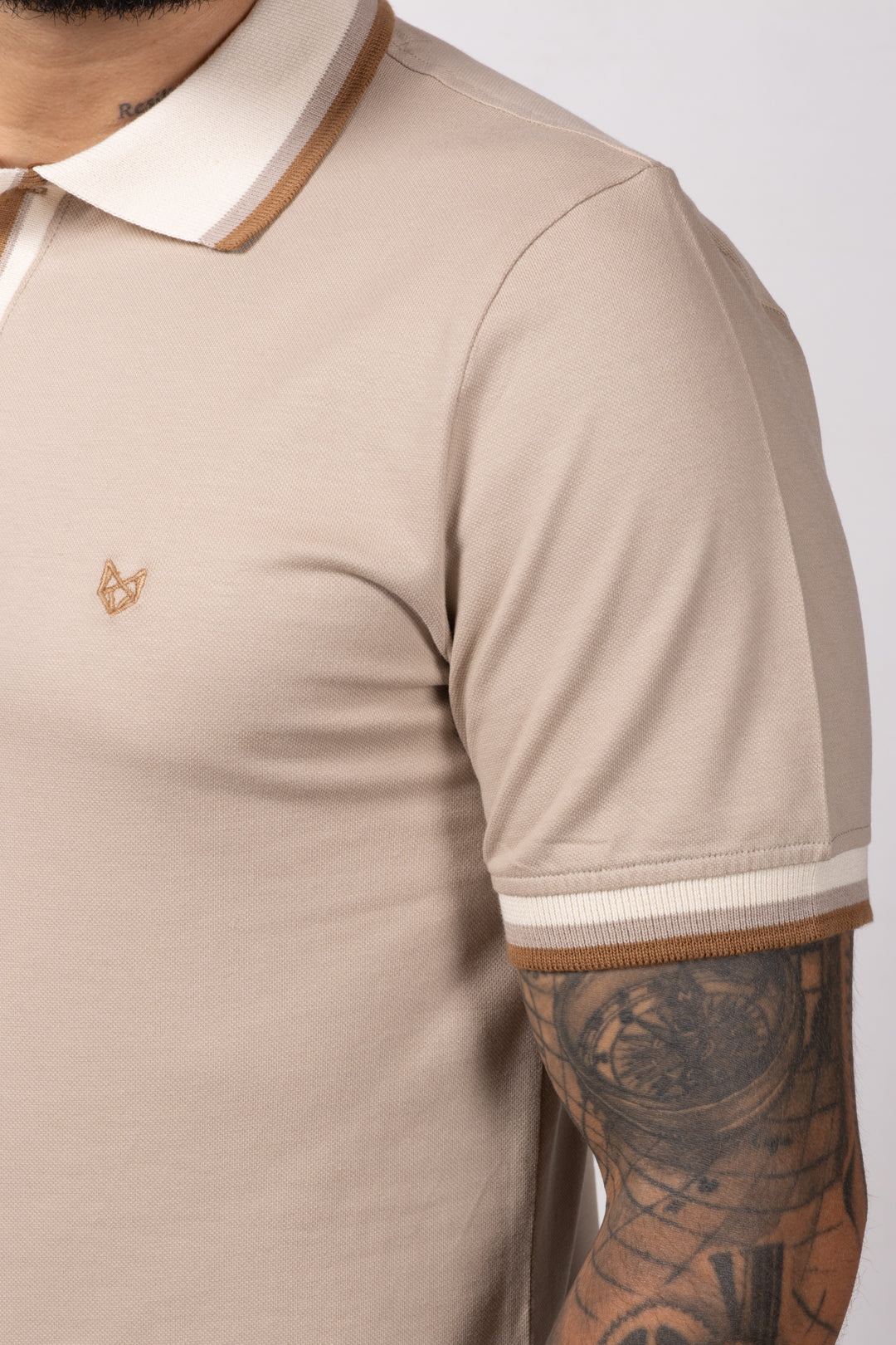 Polo Classic Fit Para Hombre Arena 31202